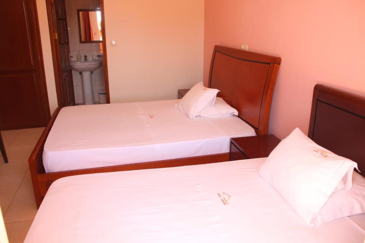 Restaurante Residencial Nova Cidade Porto Novo Buitenkant foto