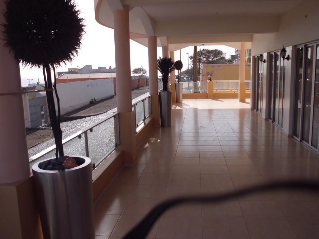 Restaurante Residencial Nova Cidade Porto Novo Buitenkant foto