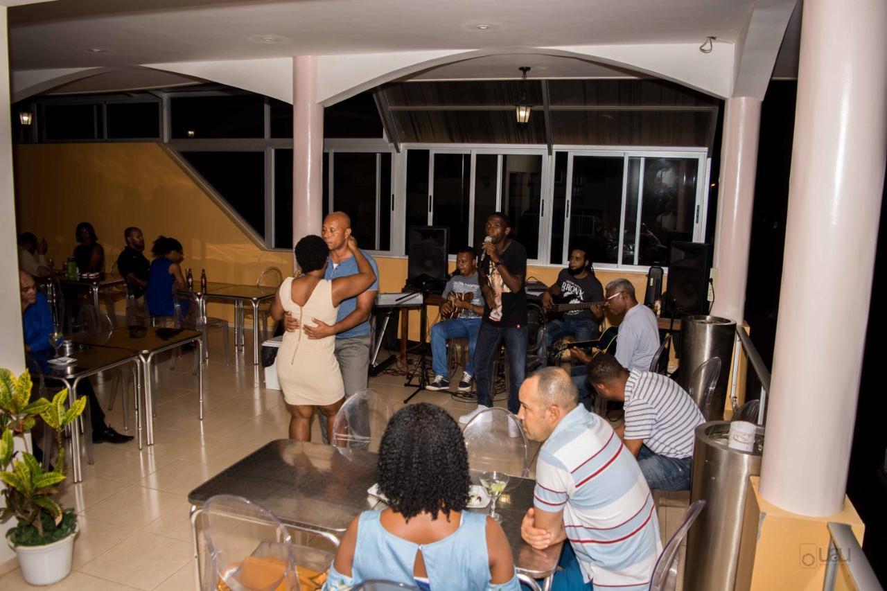 Restaurante Residencial Nova Cidade Porto Novo Buitenkant foto